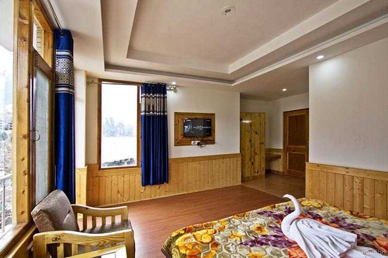 Hotel Uday Himalaya Manali  Bagian luar foto
