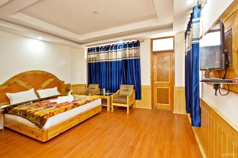 Hotel Uday Himalaya Manali  Bagian luar foto