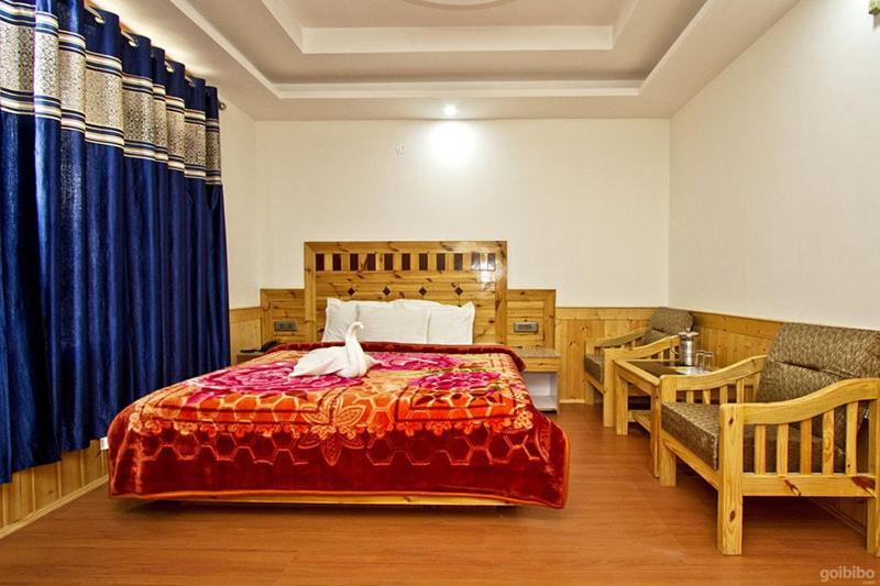 Hotel Uday Himalaya Manali  Bagian luar foto
